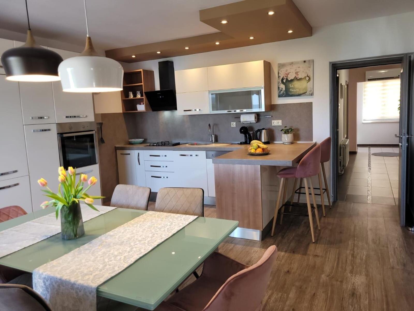 Apartments Hana Crikvenica Εξωτερικό φωτογραφία