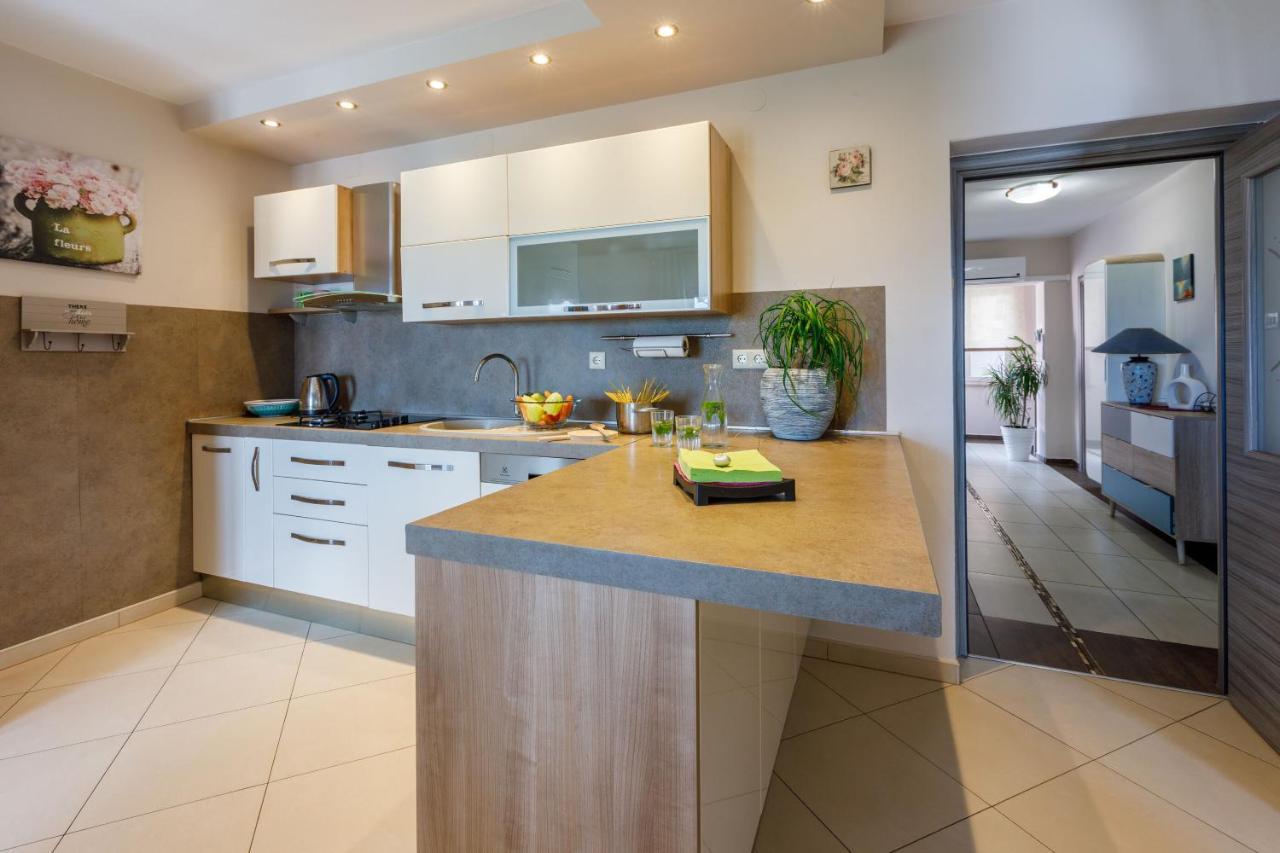 Apartments Hana Crikvenica Εξωτερικό φωτογραφία